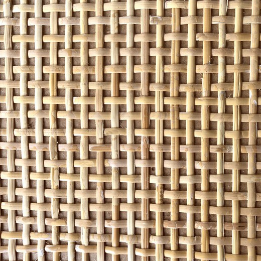 Metro lineare di tessuto rattan con pelle 5 mm tipo Net. Larghezza 45,72 cm.