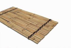 painel de bambu dividido