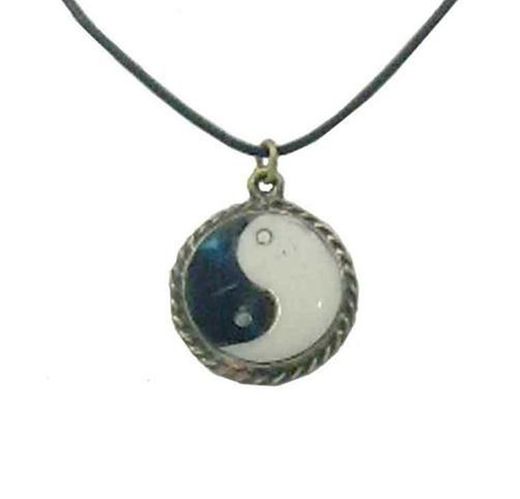 Collares y Colgantes