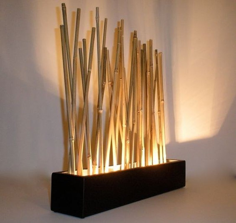 Bambú ligeramente cónico que suele usarse para decoración en interiores —  Dbambu
