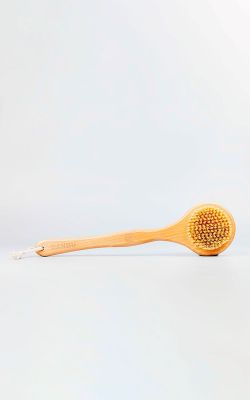 Brosse de bain exfoliante pour le corps
