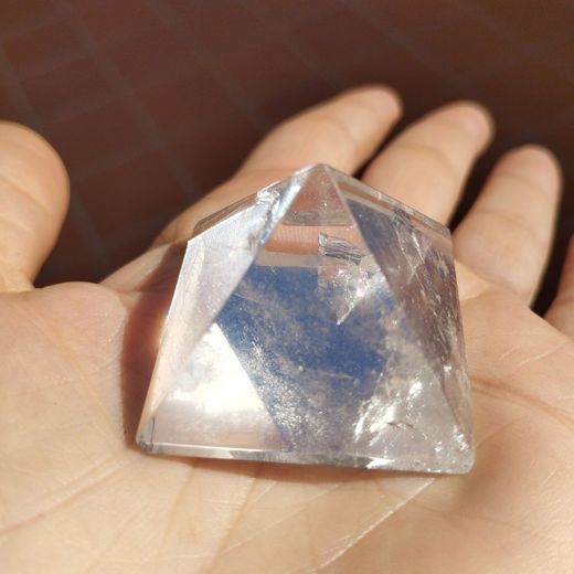 Piramide de cuarzo 3,5 x 3,5 cm