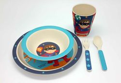 Vajilla infantil de bambú